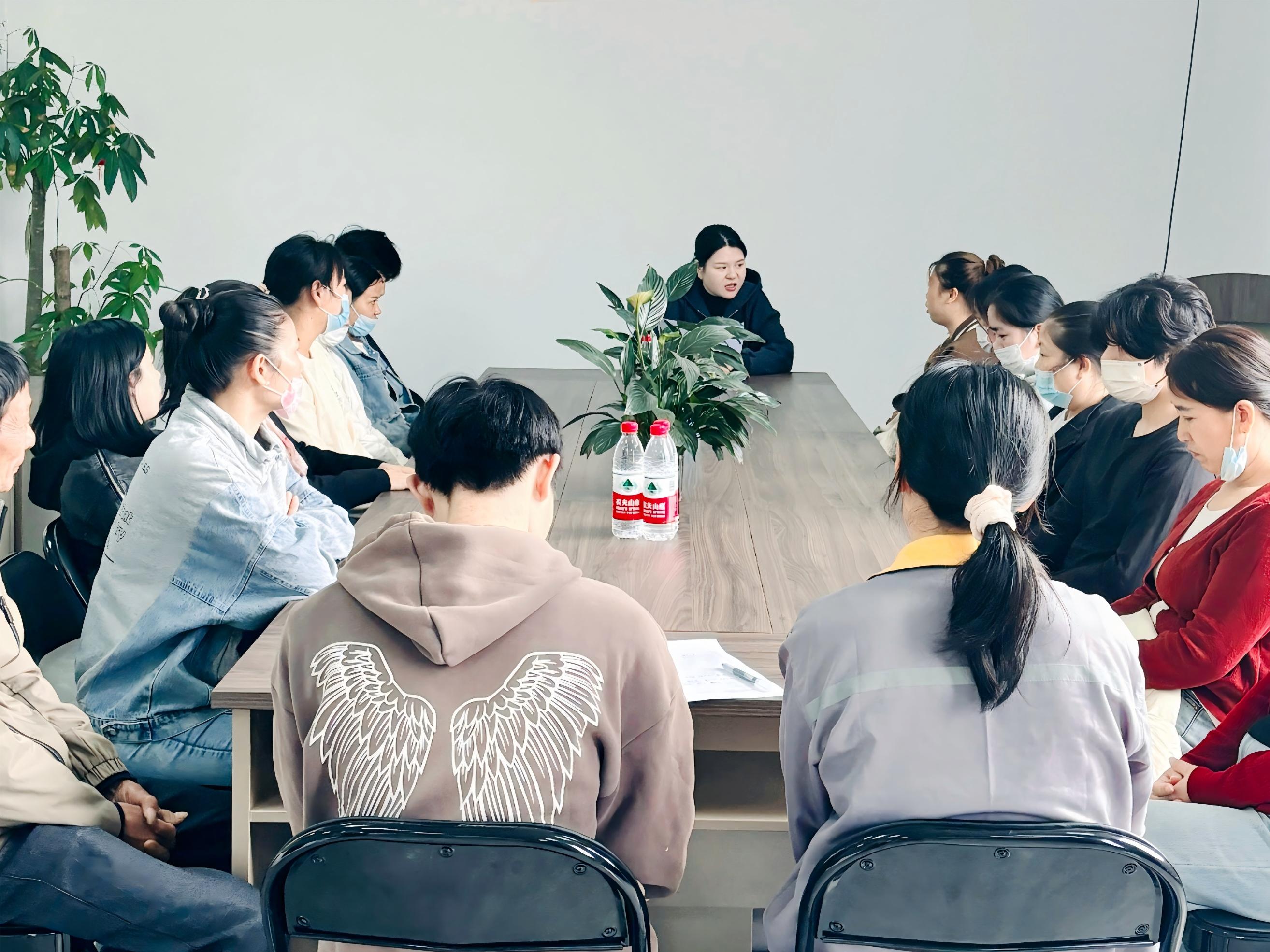 Shanghai Silk Optical Technology Fosters Innovation and Dialogue at Outstanding Employee Symposium