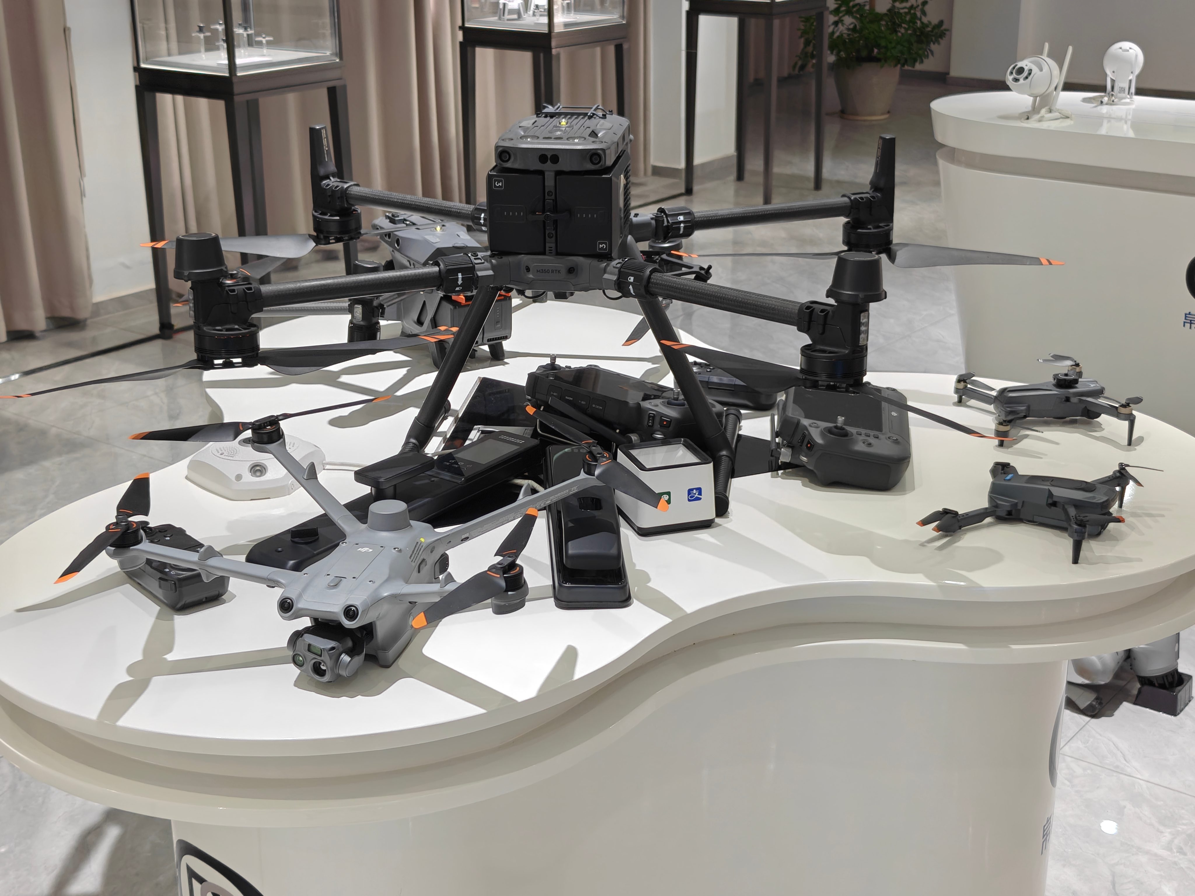 Eyes in the Sky: The Technical Evolution and Optical Trade-offs of Drone Lens Systems