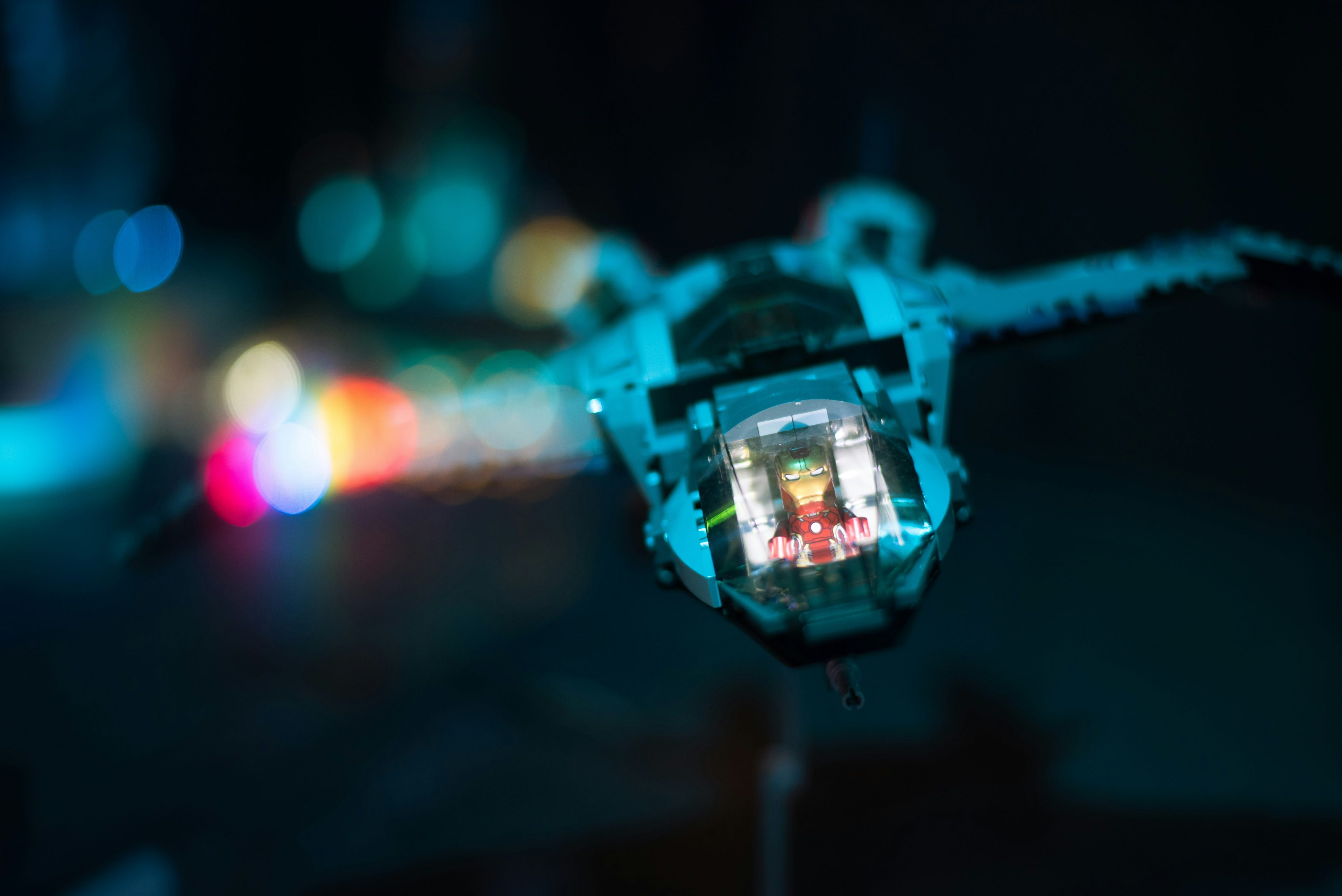 Black Light F1.0 vs Infrared Security Lenses: Which Performs Better?