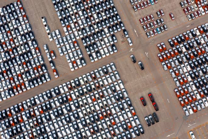 Building Smarter Parking Systems with Advanced Camera Lens Technology